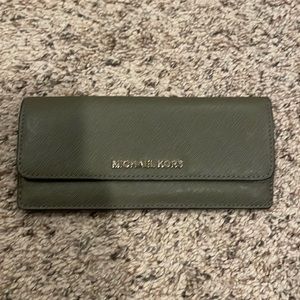 Michael Kors wallet